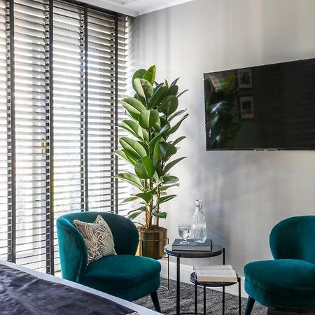 Naman Hotellerie - Spagna Rome Bagian luar foto