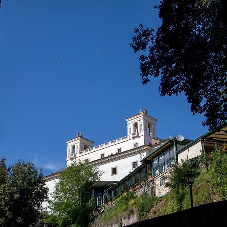 Naman Hotellerie - Spagna Rome Bagian luar foto