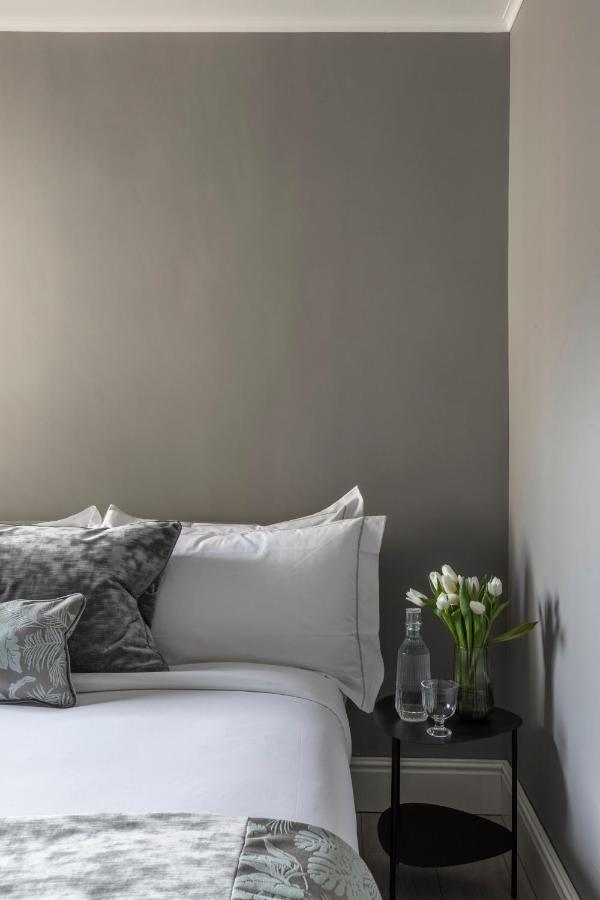 Naman Hotellerie - Spagna Rome Bagian luar foto