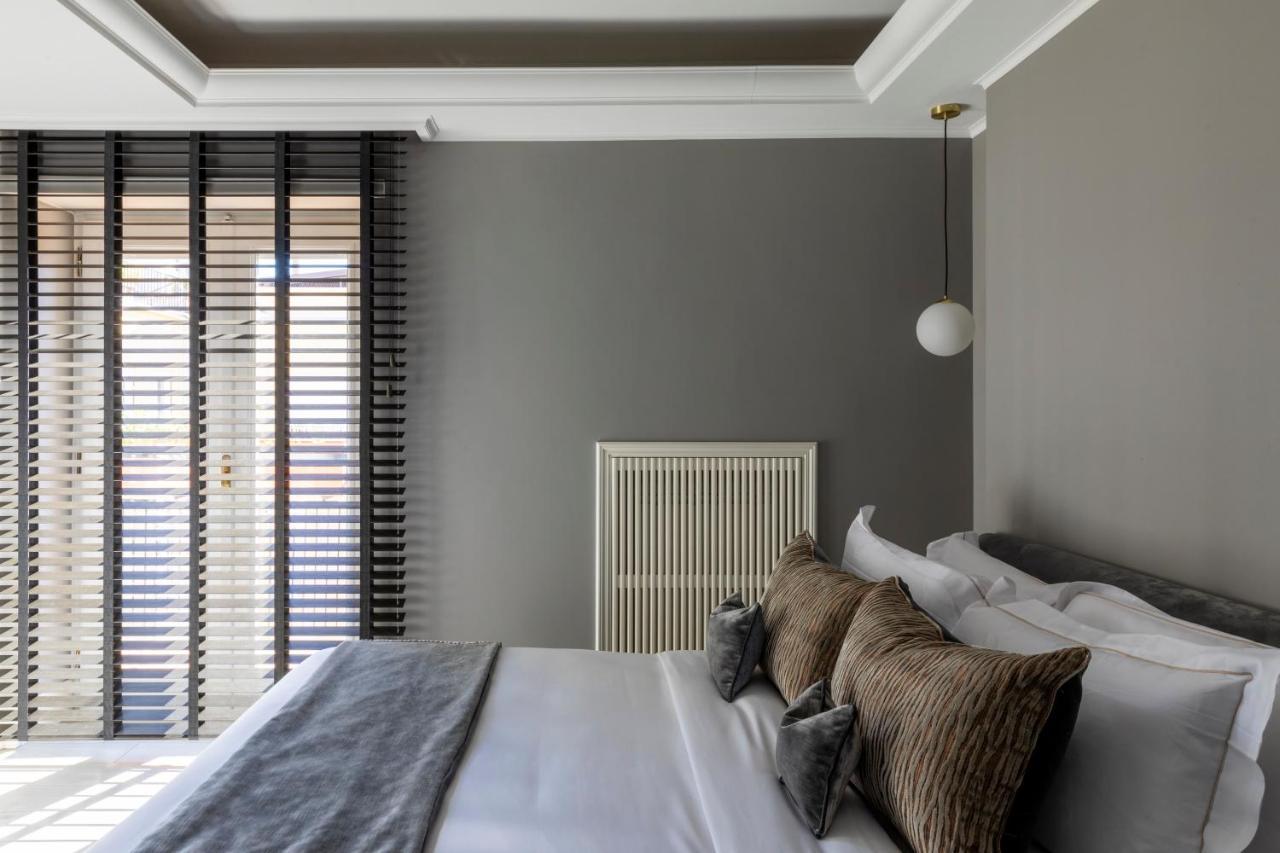 Naman Hotellerie - Spagna Rome Bagian luar foto