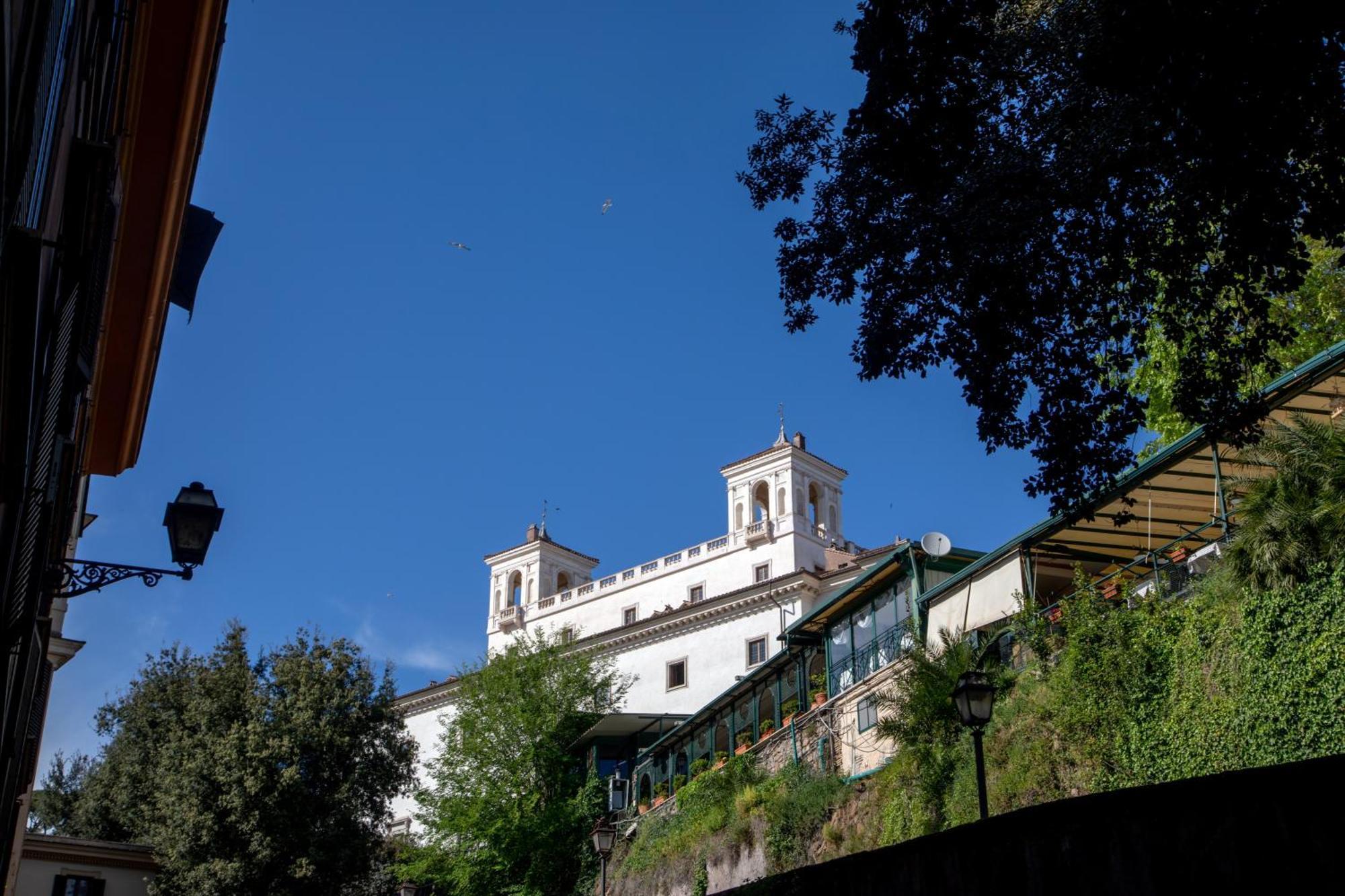 Naman Hotellerie - Spagna Rome Bagian luar foto